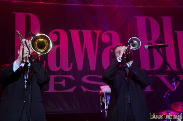 Davina &amp; The Vagabonds (9)
